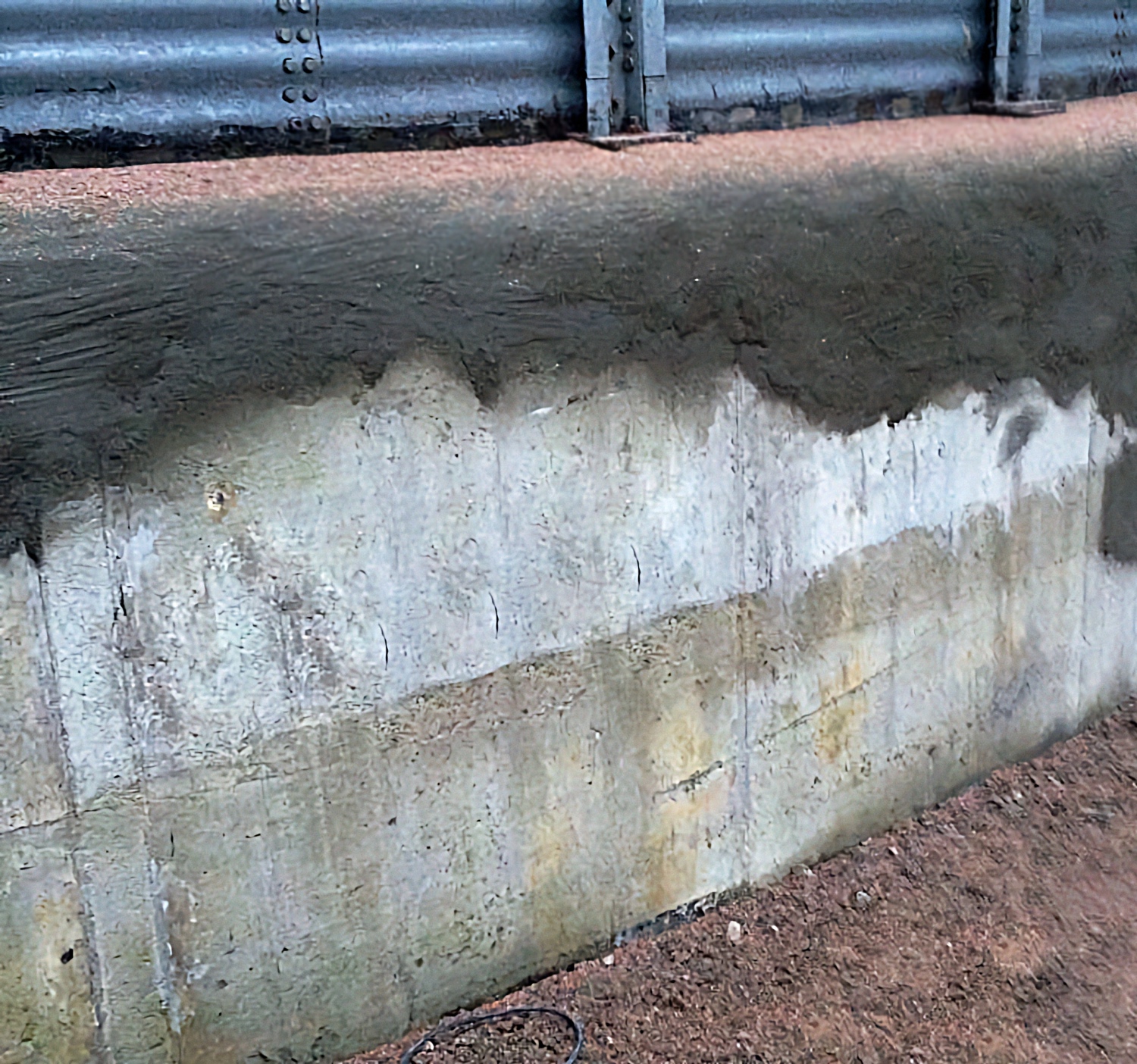 Отремонтированная бетонная конструкция